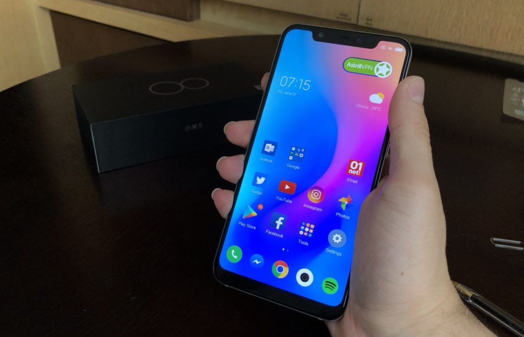 Xiaomi MI 8